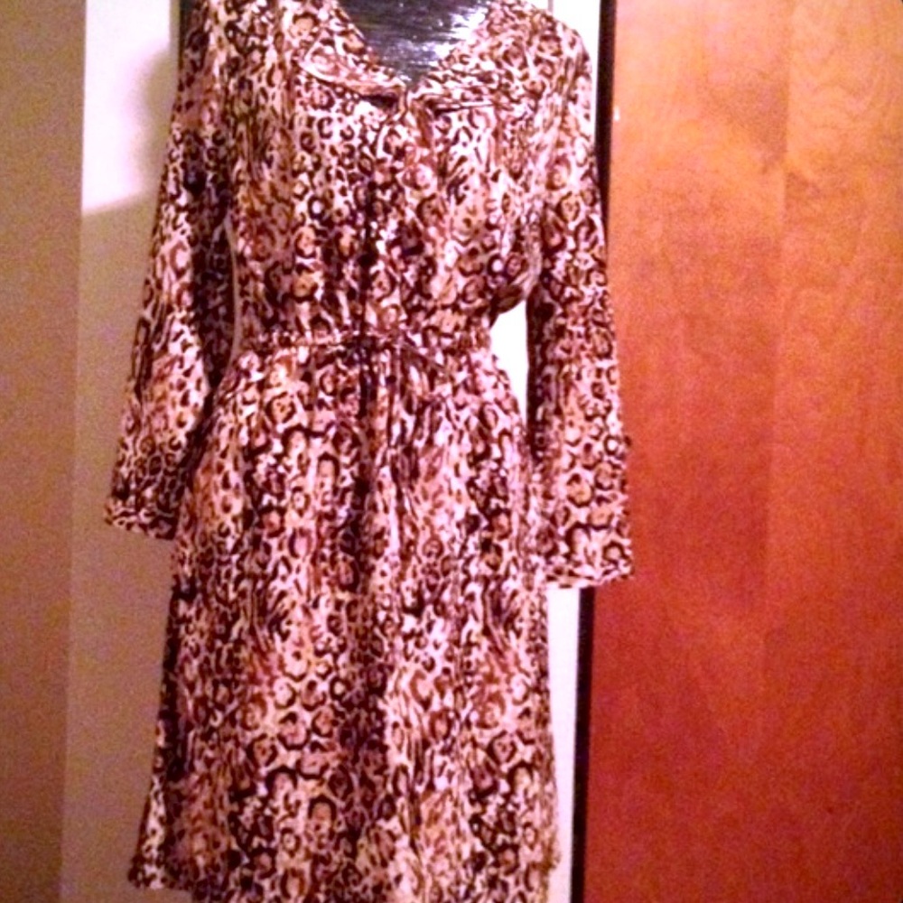 Leopard print casual dress